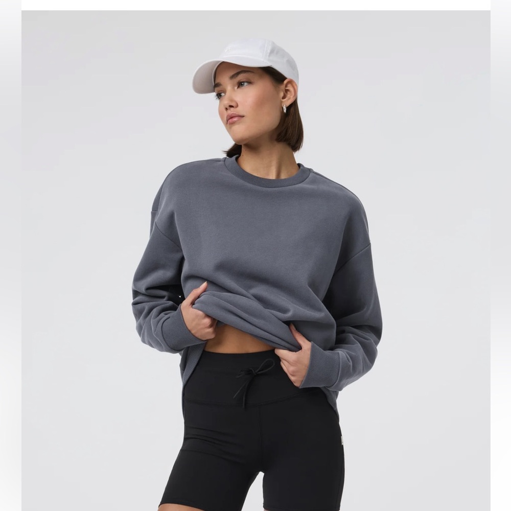 VUORI Charcoal Restore Oversized Crew 2.0.- BRAND NEW